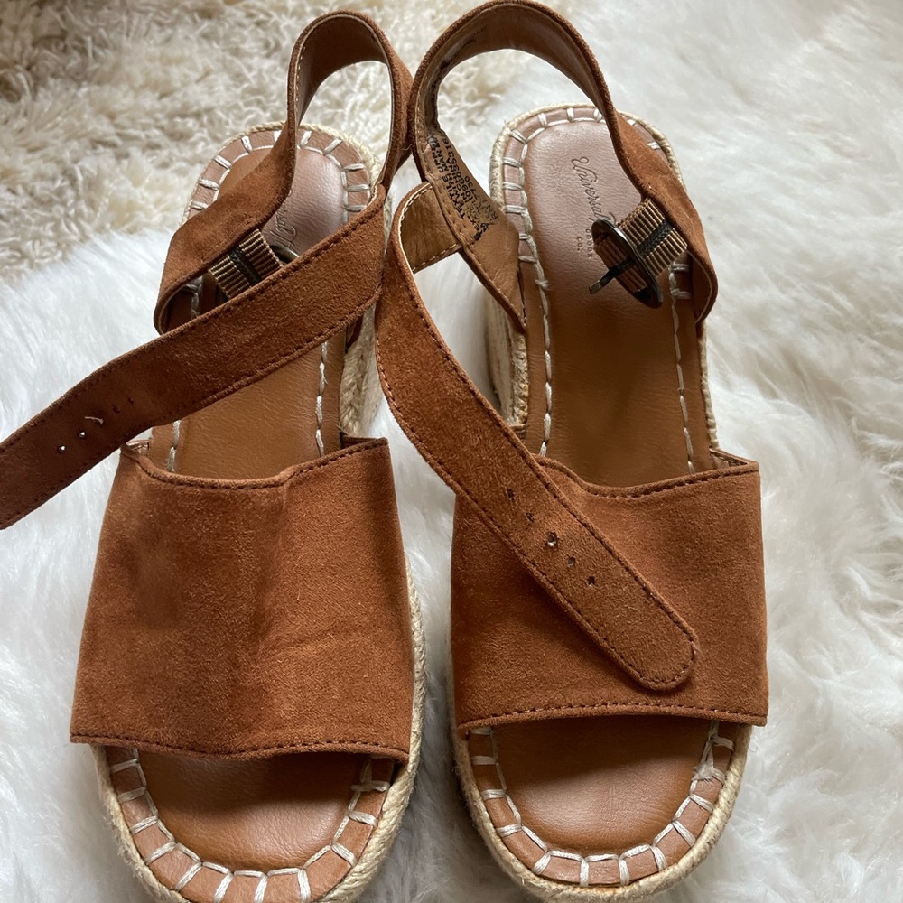 Universal Thread Espadrille Platform Faux Suede Vegan Sandals Womens 6
